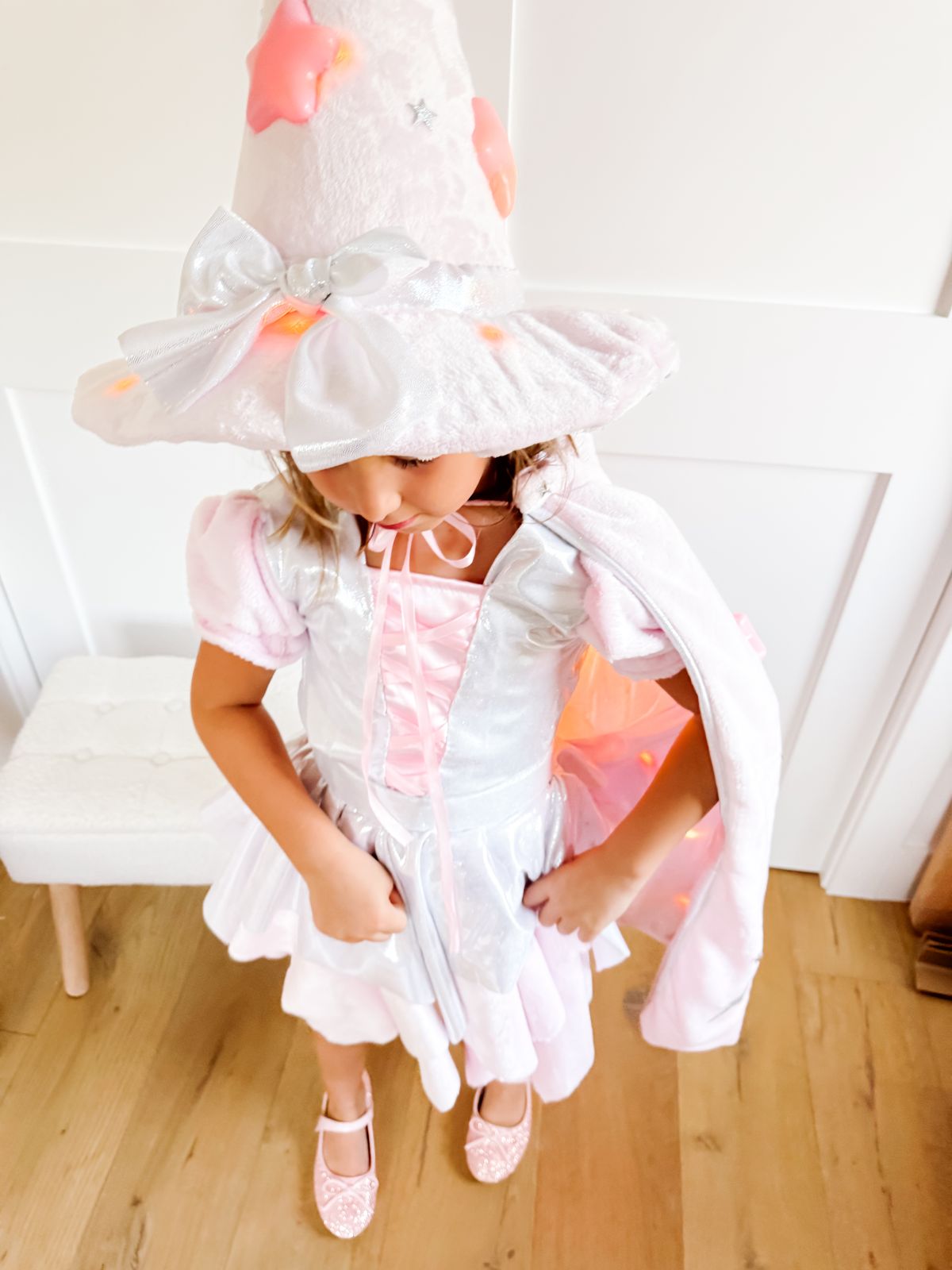 DIY Pink Light-Up Witch Costume — photo 4
